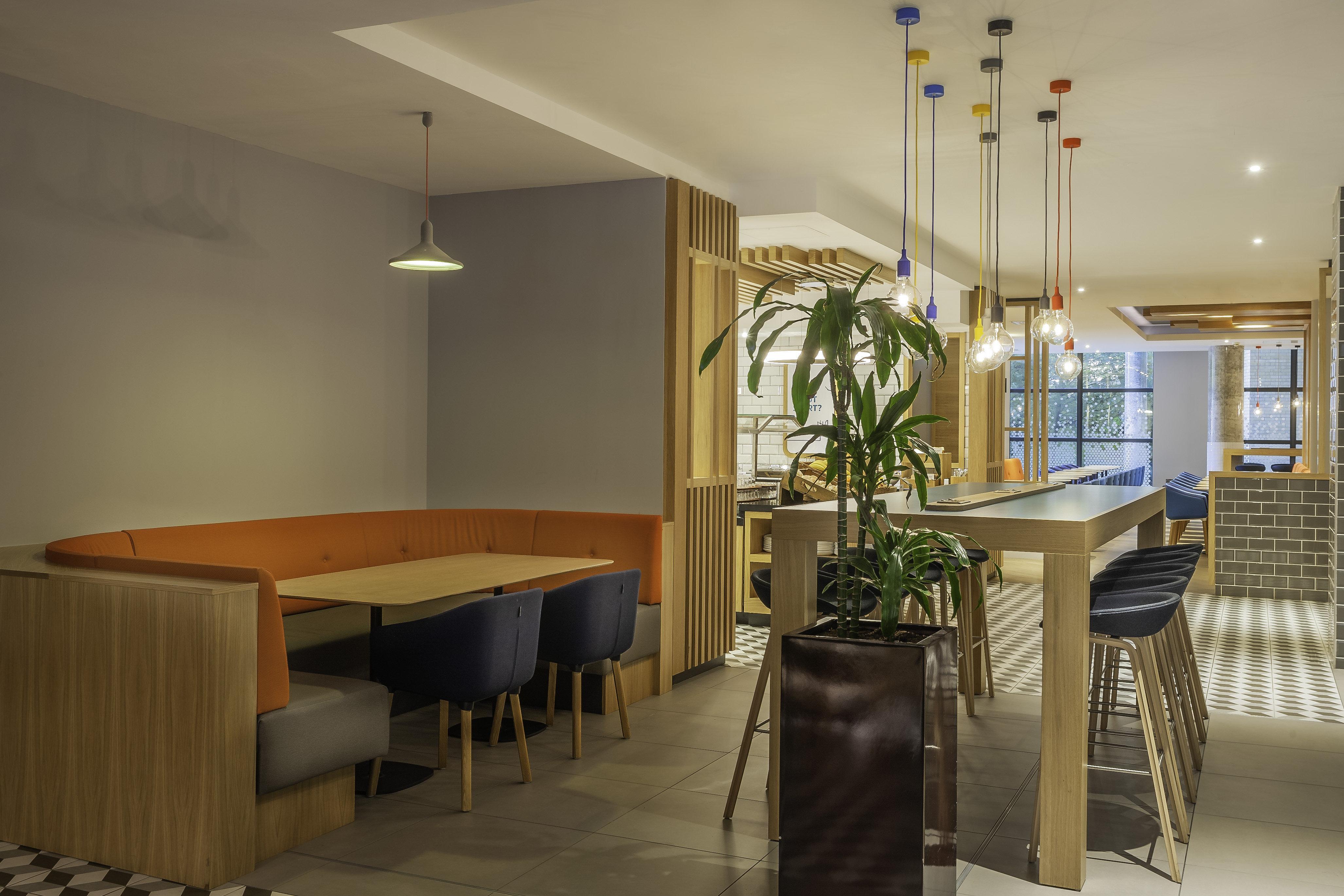 Holiday Inn Express Dublin-Airport By Ihg Сантрі Екстер'єр фото